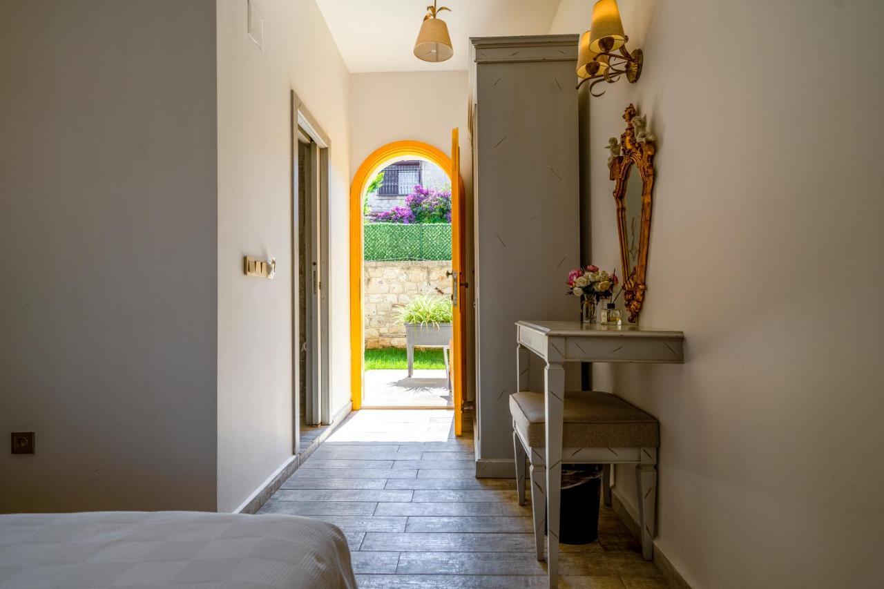 Hotel De Gold Alacati Cesme Exterior photo